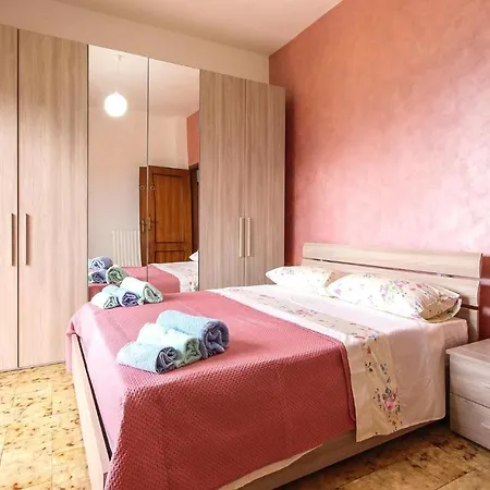 4 Bedroom Stunning In Roccadaspide